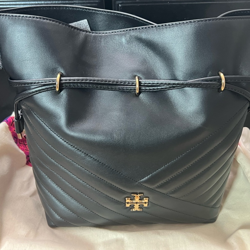 Brand New Tory Burch Kira bucket bag